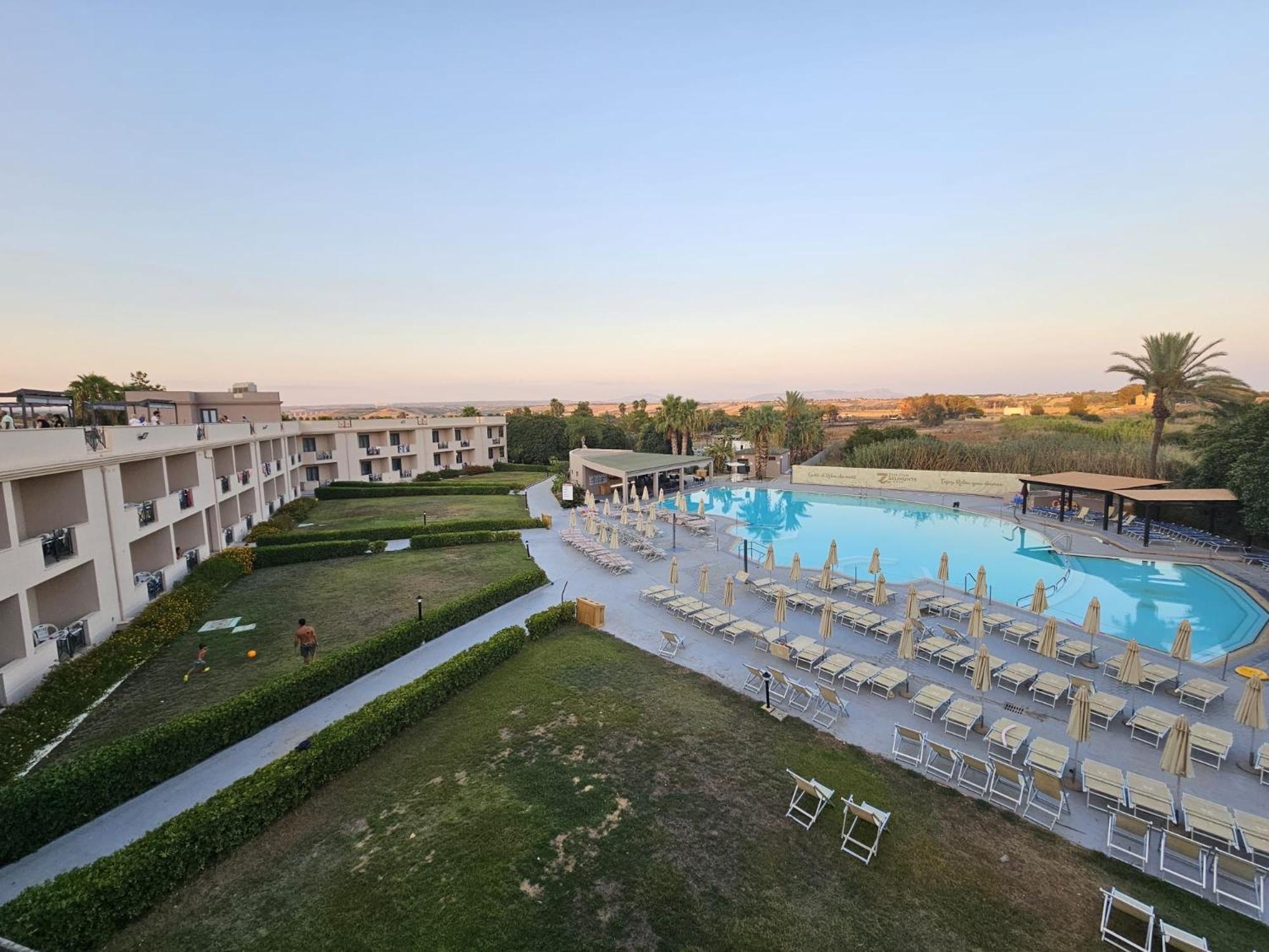 Zeta Club Selinunte Hotell Marinella di Selinunte Eksteriør bilde
